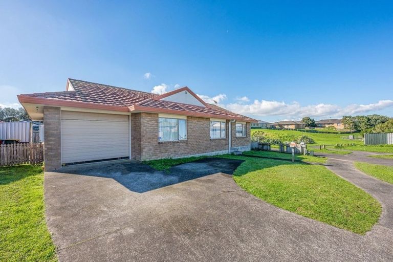 Photo of property in 42 Manston Road, Mangere, Auckland, 2022