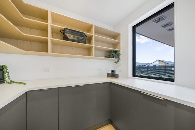 Photo of property in 27 Goldie Drive, Rangiora, 7400