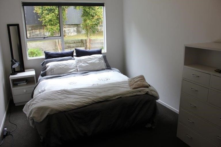 Photo of property in 1/104 Arran Road, Browns Bay, Auckland, 0630