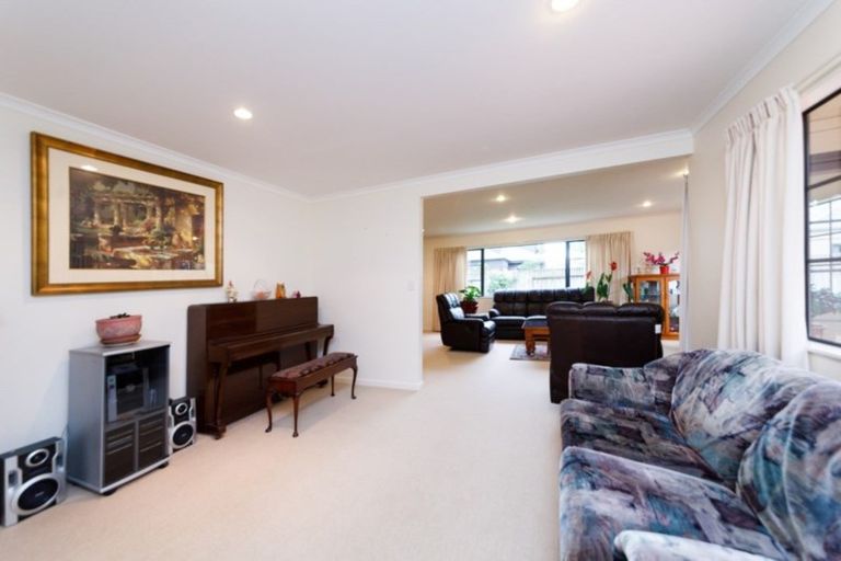 Photo of property in 102 Jickell Street, Hokowhitu, Palmerston North, 4410