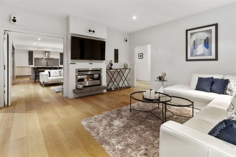 Photo of property in 340a Beach Road, Mairangi Bay, Auckland, 0630