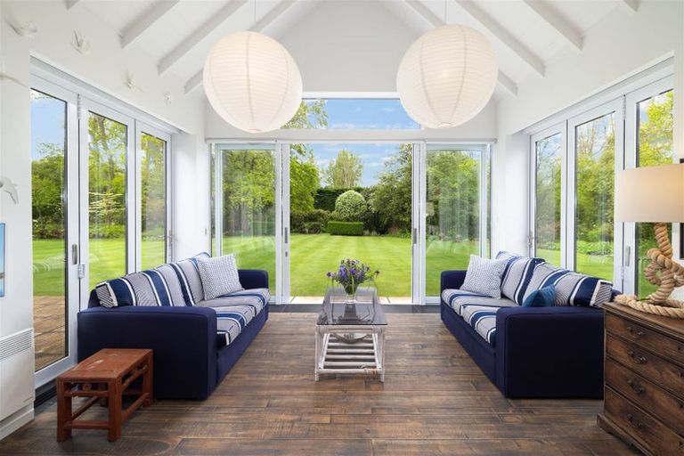 Photo of property in 15 Keetly Place, Ohoka, Kaiapoi, 7692