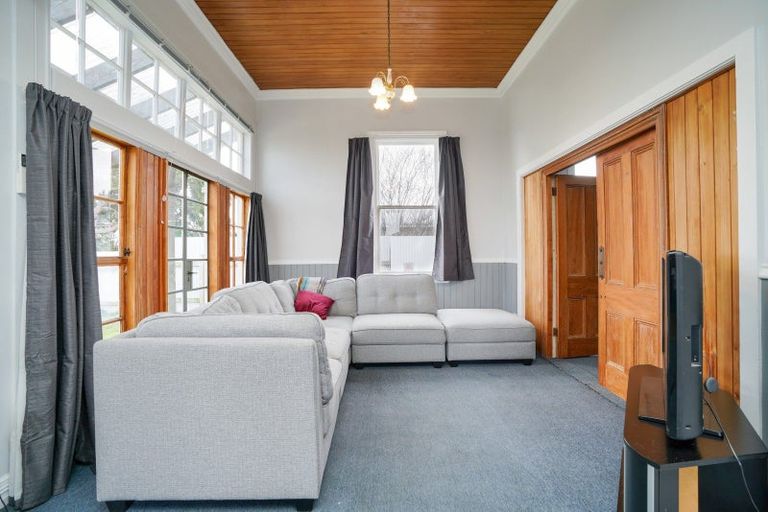 Photo of property in 80 Park Street, Winton, 9720