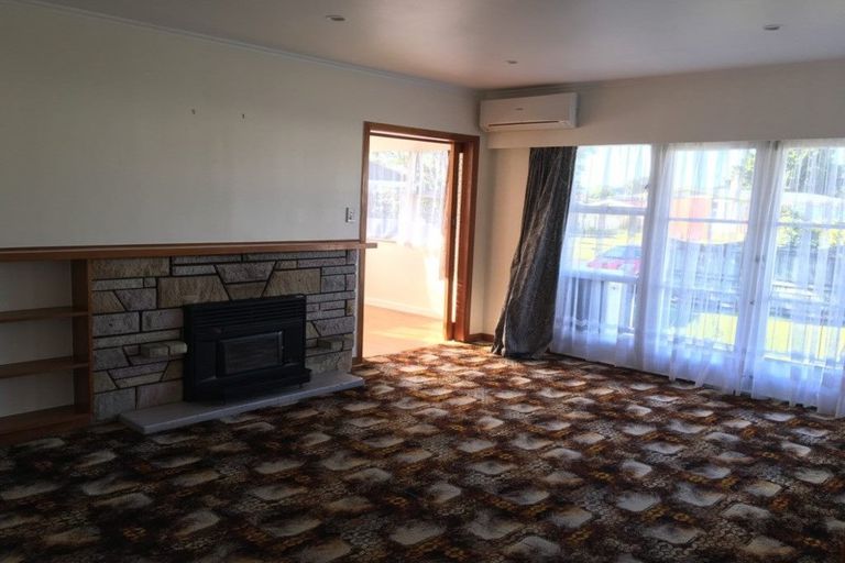 Photo of property in 3 Otuhiwai Crescent, Tikipunga, Whangarei, 0112