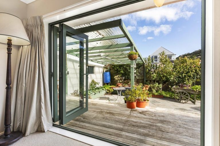 Photo of property in 23 Parkvale Road, Karori, Wellington, 6012