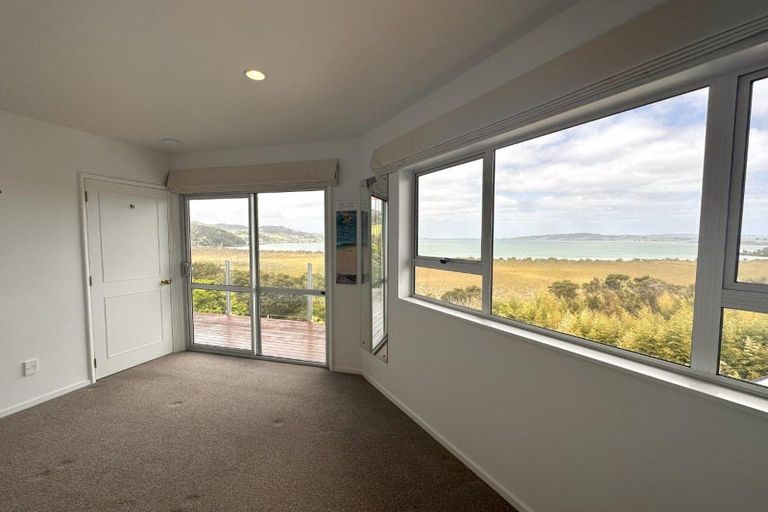 Photo of property in 17 Harbour View Road, Onerahi, Whangarei, 0110