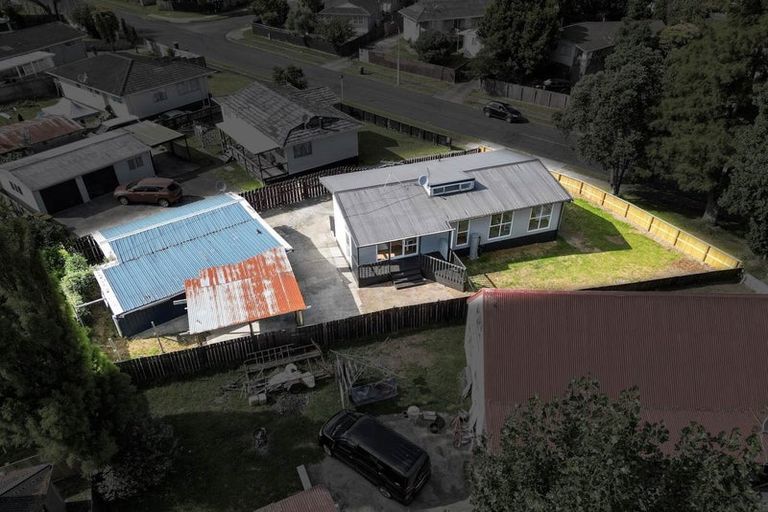 Photo of property in 49 Moncrieff Avenue, Clendon Park, Auckland, 2103