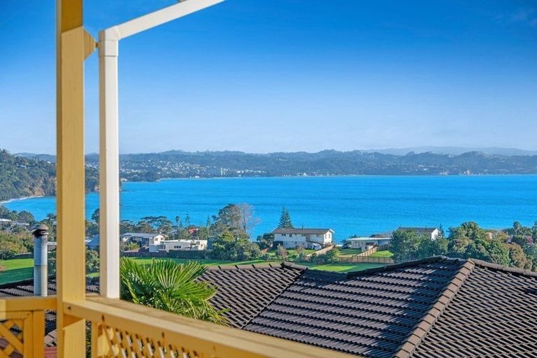 Photo of property in 50 Stanmore Bay Road, Stanmore Bay, Whangaparaoa, 0932