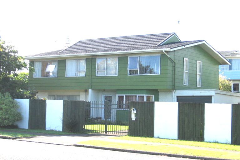 Photo of property in 2/344 Bucklands Beach Road, Bucklands Beach, Auckland, 2012