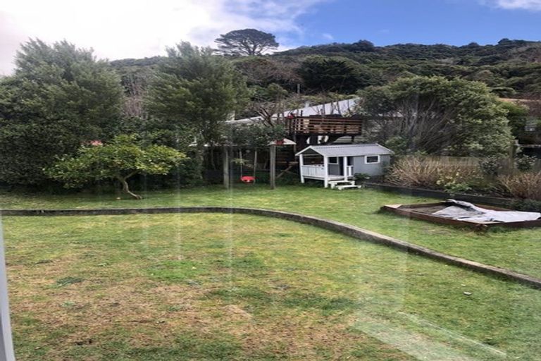 Photo of property in 21 Chamberlain Road, Karori, Wellington, 6012