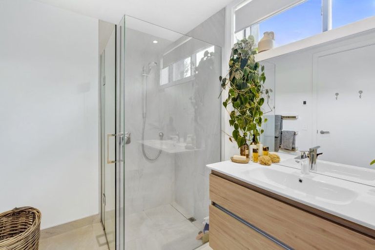 Photo of property in 26 Stackbrae Avenue, Wanaka, 9305