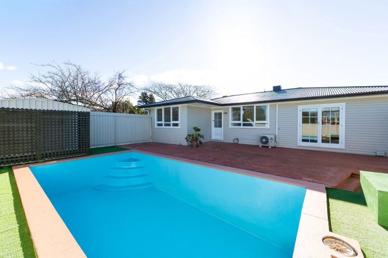 Photo of property in 1 Elliott Crescent, Havelock North, 4130