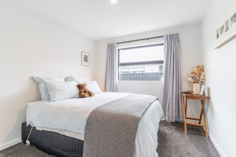 Photo of property in 44 Stratford Drive, Mount Pisa, Cromwell, 9383