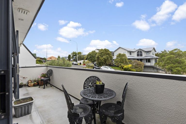 Photo of property in 11 Ruapehu Drive, Fitzherbert, Palmerston North, 4410