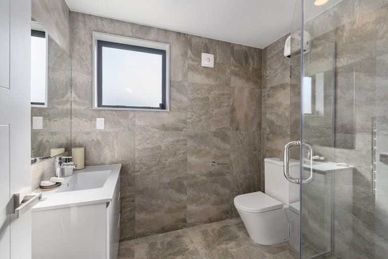 Photo of property in 8 Ketu Court, Albany Heights, Auckland, 0632