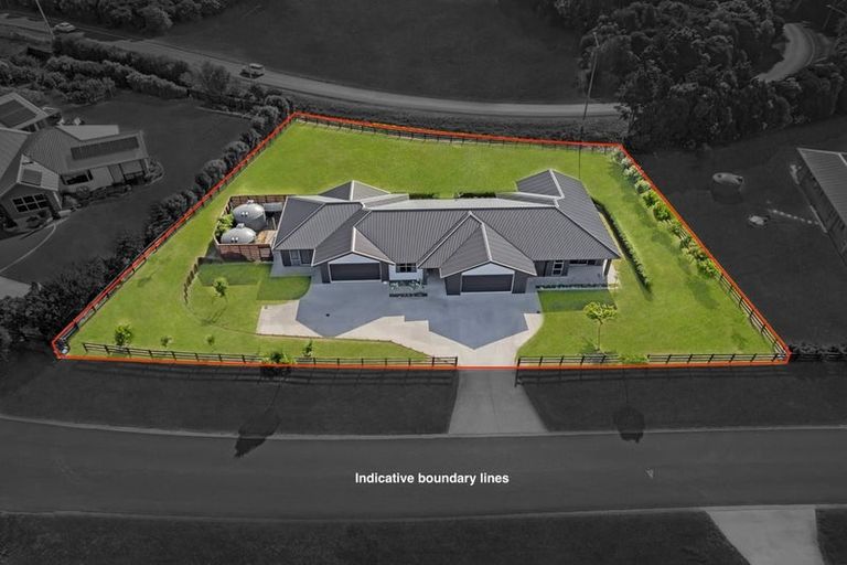 Photo of property in 54 Te Ara Aukati Terrace, Pokeno, 2471