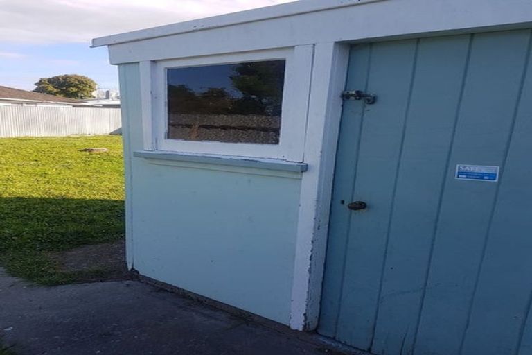 Photo of property in 51 Lipscombe Crescent, Havelock North, 4130