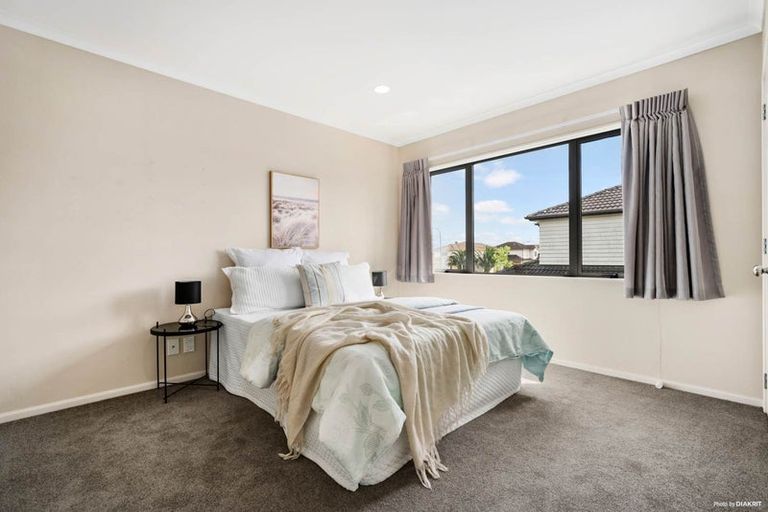 Photo of property in 42 Topland Drive, Flat Bush, Auckland, 2019
