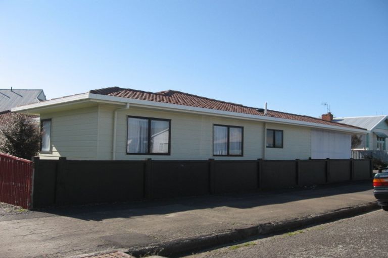 Photo of property in 25 Mcgiffert Street, Palmerston North, 4410