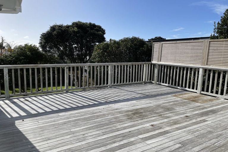 Photo of property in 63 Knights Road, Rothesay Bay, Auckland, 0630