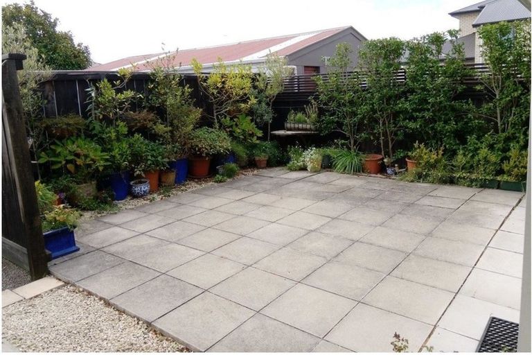 Photo of property in 120a Lincoln Road, Addington, Christchurch, 8024