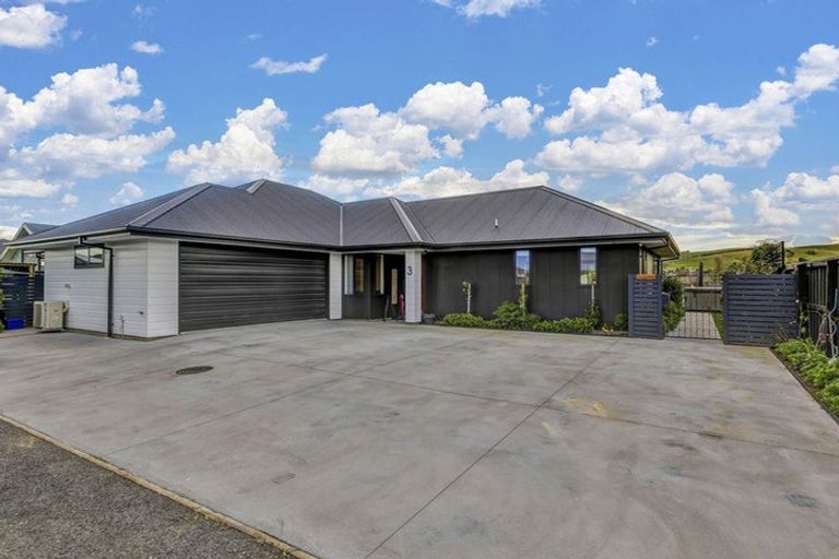 Photo of property in 3 Cox Lane, Amberley, 7410