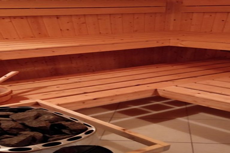 Photo of property in 48 Dyers Pass Road, Cashmere, Christchurch, 8022