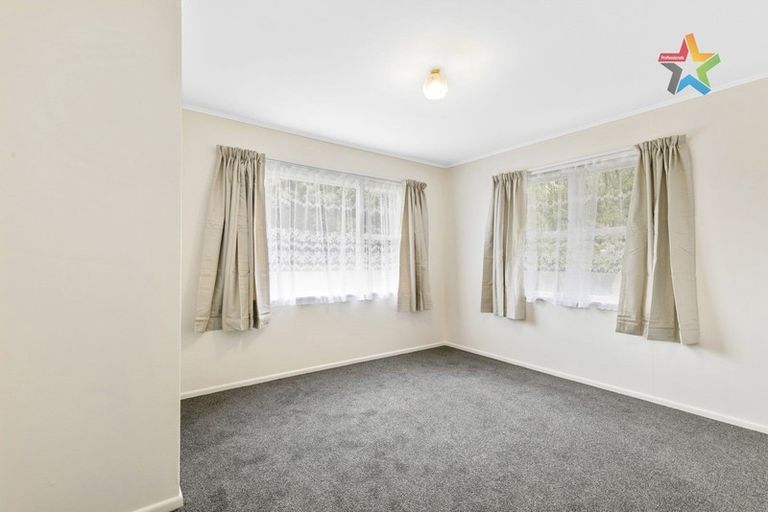 Photo of property in 40 Dowse Drive, Maungaraki, Lower Hutt, 5010