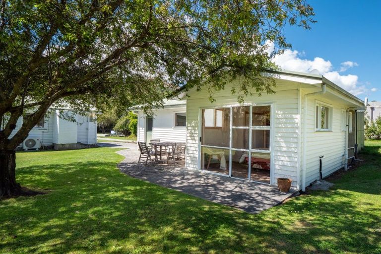 Photo of property in 14 Caernarvon Street, Arrowtown, 9302