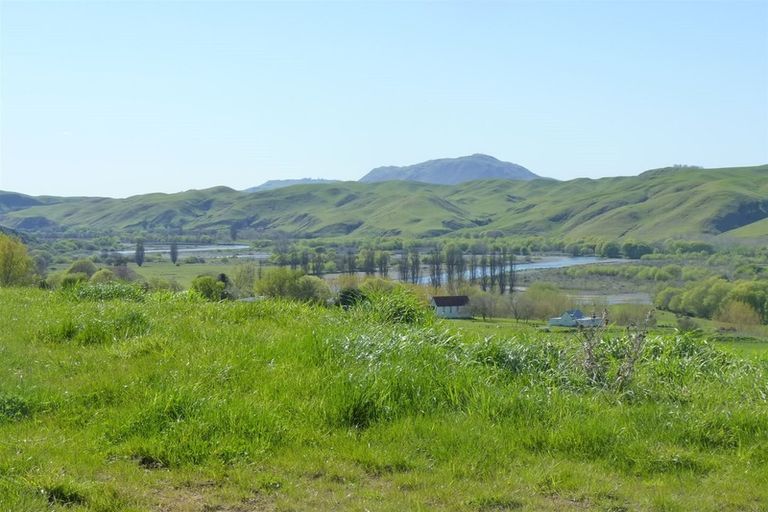 Photo of property in 2564 Middle Road, Poukawa, Hastings, 4178