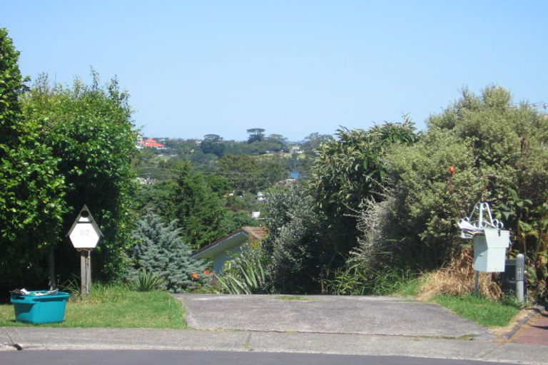 Photo of property in 12 Anakiwa Place, Milford, Auckland, 0620