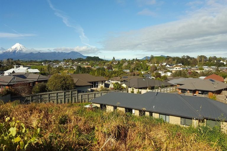 Photo of property in 10c Anderson Way, Highlands Park, New Plymouth, 4312