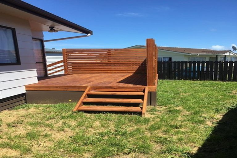 Photo of property in 19 Kennington Drive, Clendon Park, Auckland, 2103