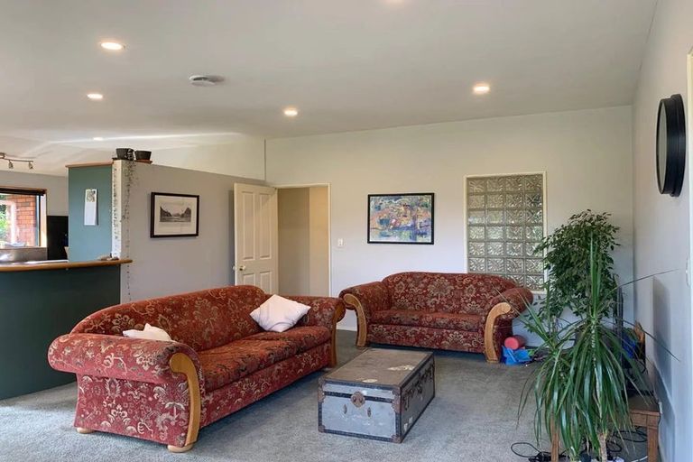 Photo of property in 289 Upland Road, Tarurutangi, New Plymouth, 4372