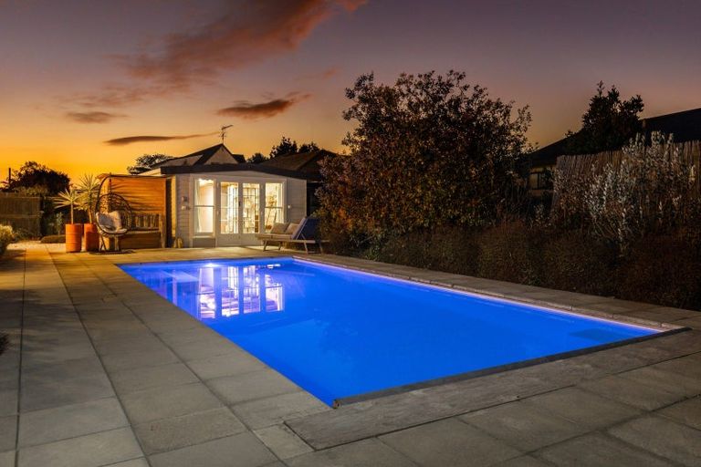 Photo of property in 12 Lakings Road, Springlands, Blenheim, 7201