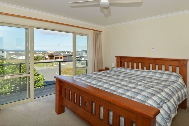 Photo of property in 43 Tuturu View, Ruakaka, 0116
