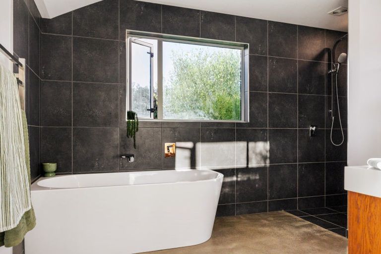 Photo of property in 11 Beach Cove, Wainui, Gisborne, 4010