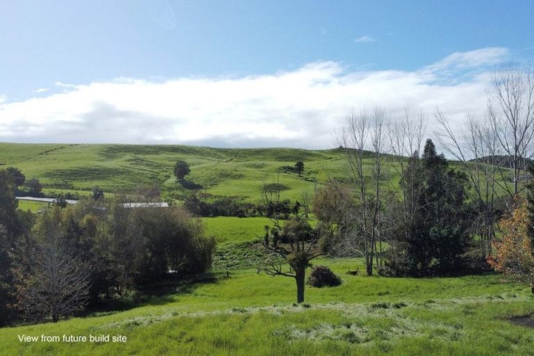 Photo of property in 215 Tara Road, Mangawhai, 0573