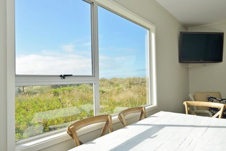 Photo of property in 117 Blue Pacific Parade, Riversdale Beach, Masterton, 5872