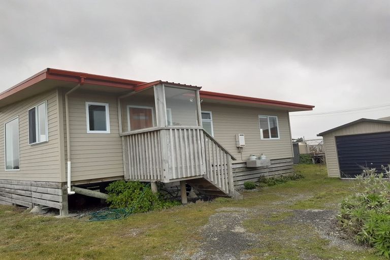 Photo of property in 38 Hillview Road, Birdlings Flat, Little River, 7591