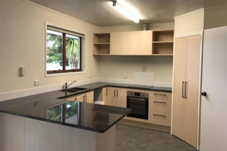 Photo of property in 102 Wordsworth Street, Leamington, Cambridge, 3432
