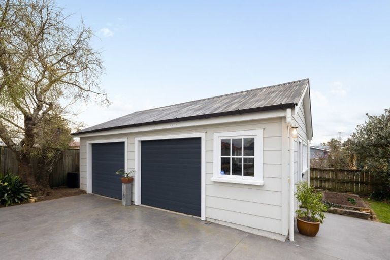 Photo of property in 152 Williams Street, Cambridge, 3434