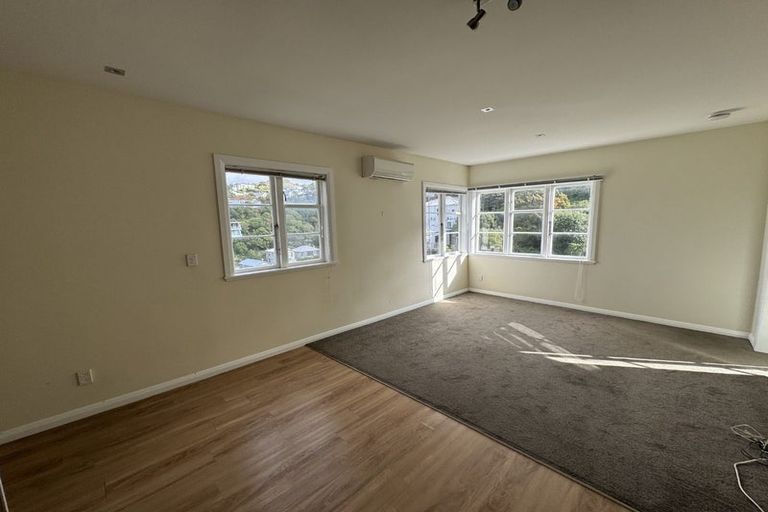 Photo of property in 17 Plunket Street, Kelburn, Wellington, 6012