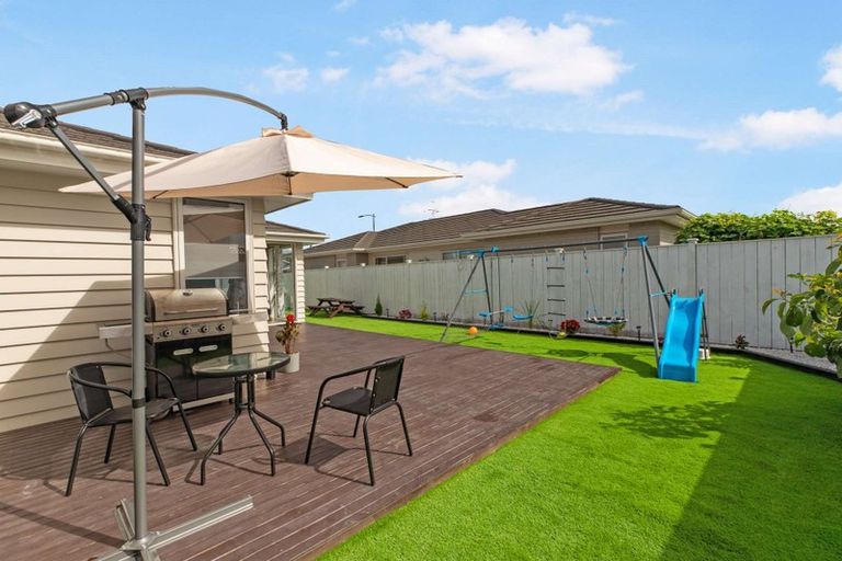 Photo of property in 19 Gum Spear Road, Takanini, 2112