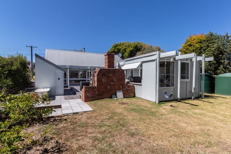 Photo of property in 9 Dixie Street, Te Horo Beach, Otaki, 5581