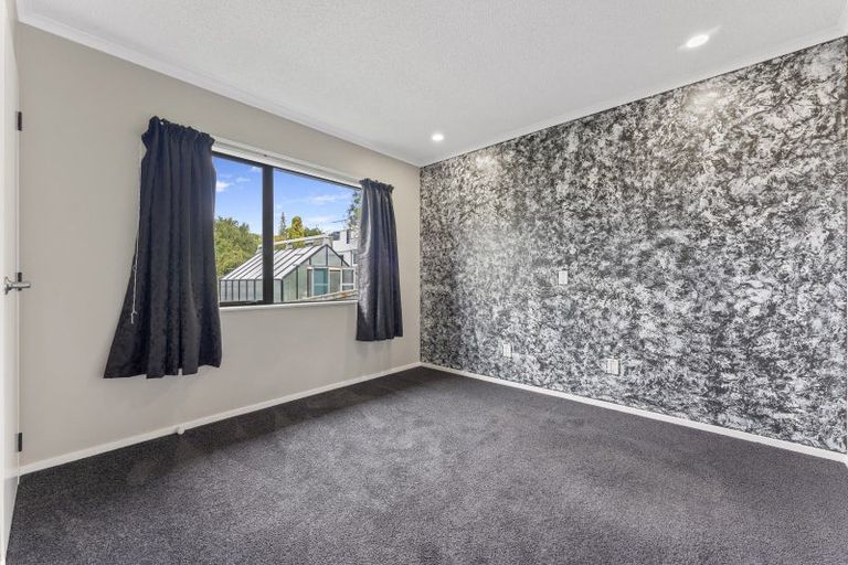 Photo of property in 2 Puketiro Drive, Feilding, 4702