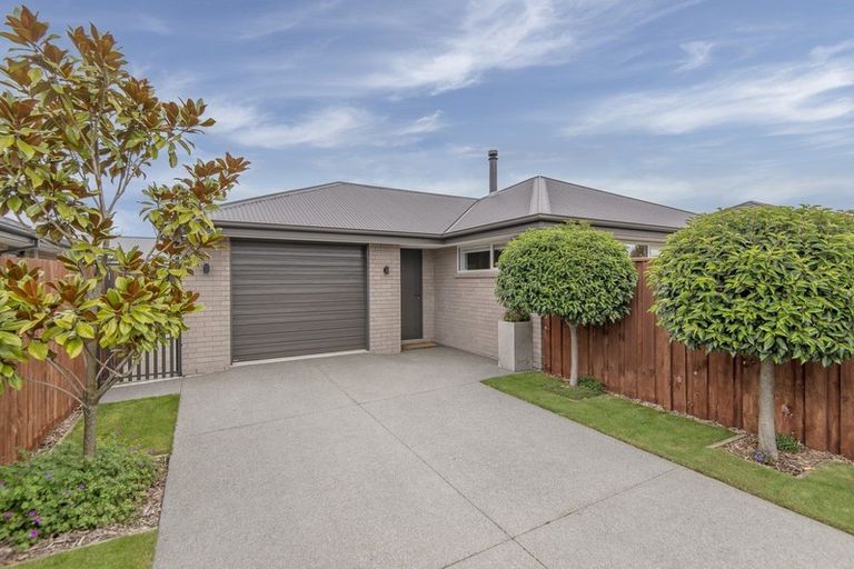 Photo of property in 10 Koareare Avenue, Halswell, Christchurch, 8025