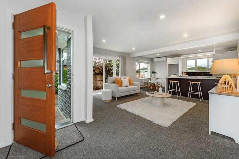 Photo of property in 29 Liverton Crescent, Bishopdale, Christchurch, 8053