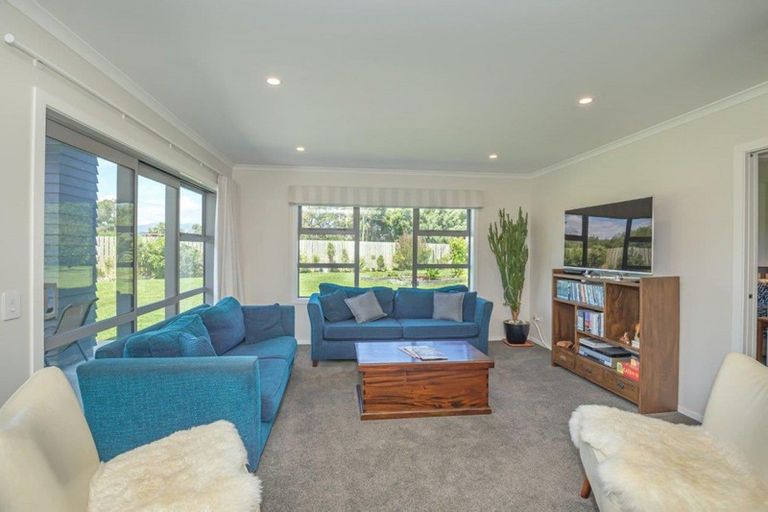 Photo of property in 26 Riveredge Terrace, Ohau, Levin, 5570