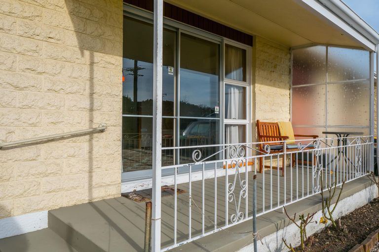 Photo of property in 2a George Street, Geraldine, 7930